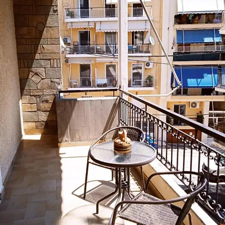 Nicko'S Room Piraeus Exterior photo