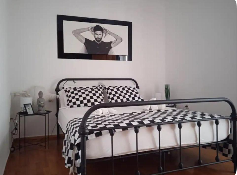 Nicko's Apartment *